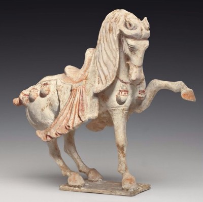 f514da0ea0cc3ce6e1b321cdd9c820f6--horse-sculpture-painted-pottery